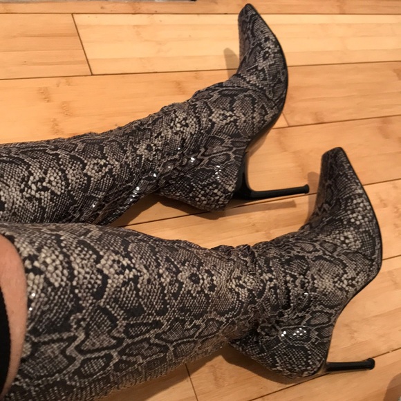 Snake faux stocking boot stilletto - Picture 3 of 5